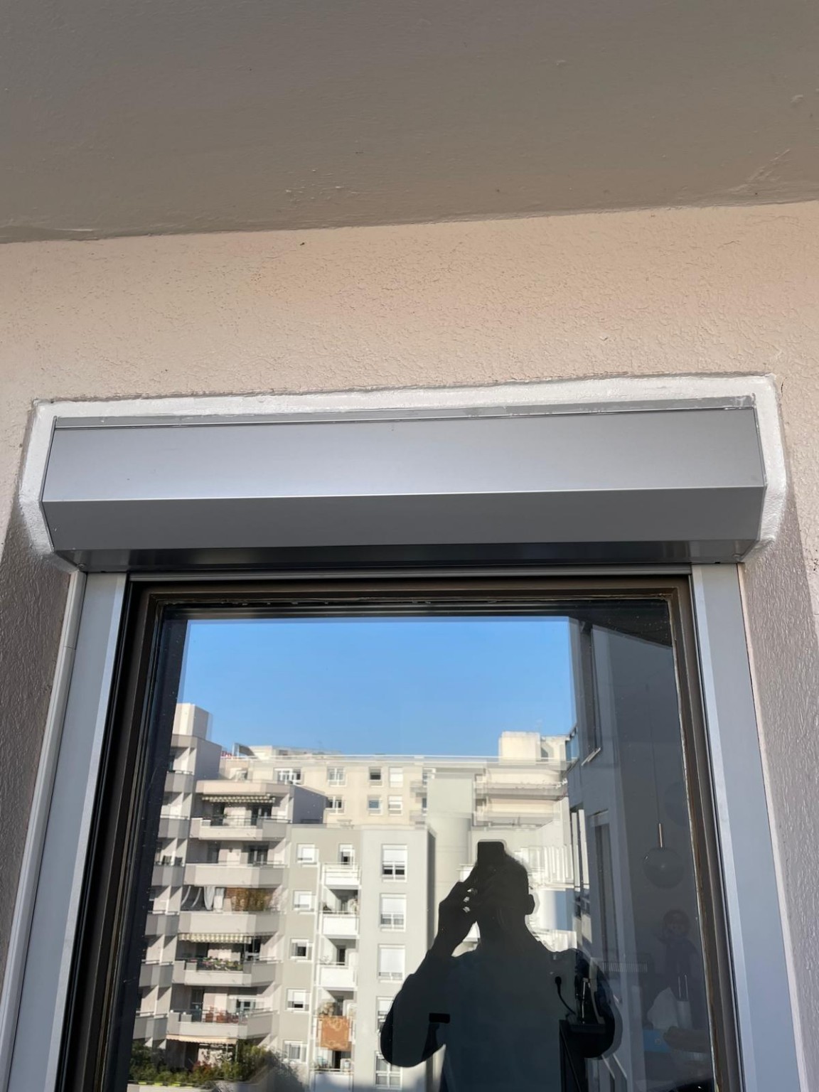 Coffre et volet roulant extérieur