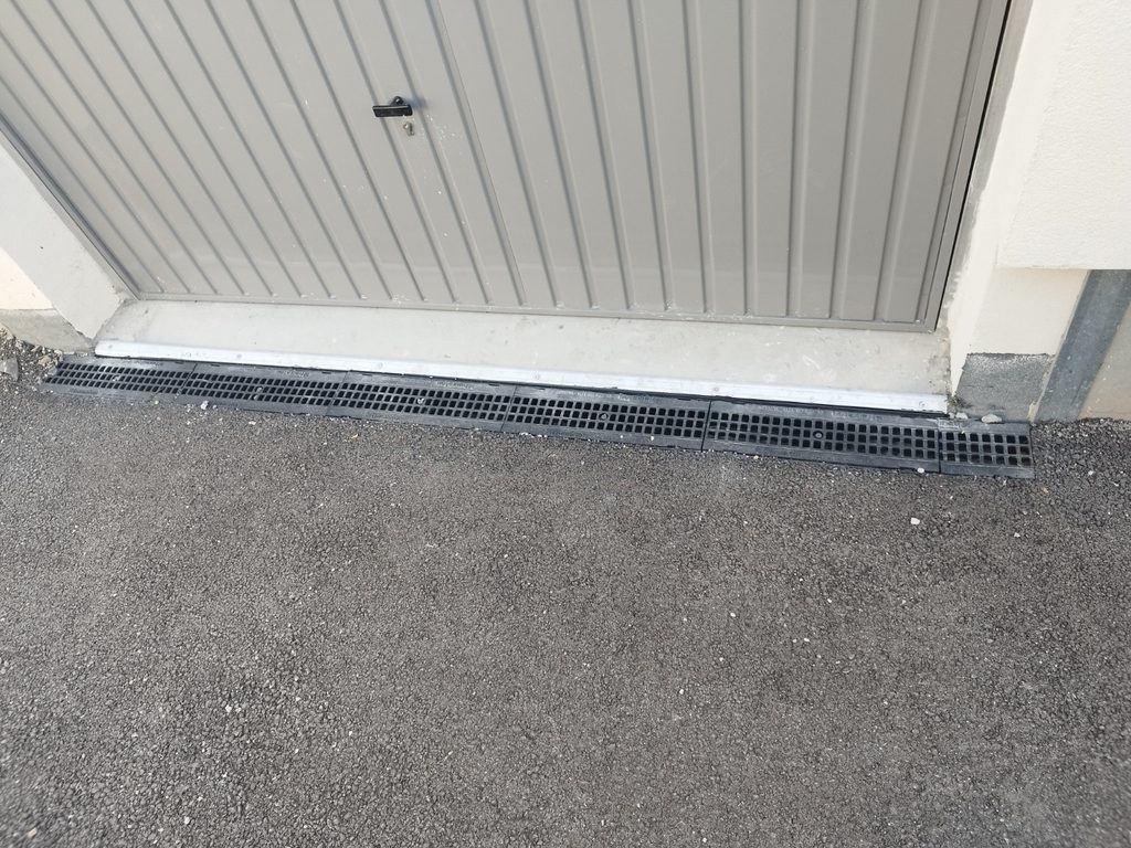 Portes de garage à Lyon 07 1000050619
